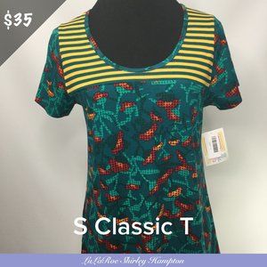 Small Lularoe Classic T